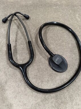 🔹ADC 615 Adscope Professional Clinician Stethoscope…